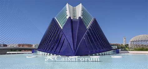 Das CaixaForum Valencia: Ein architektonisches Wunderwerk mit einer Fülle an Kunst und Kultur!