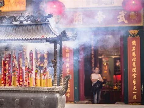 Der Jingūsi Tempel - Eine Oase der Ruhe inmitten des geschäftigen Guangzhou!