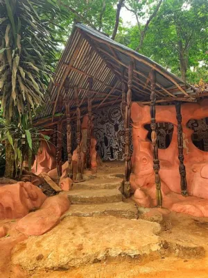  Der Osun-Osogbo Heiliger Hain! Ein spiritueller Rückzug in der nigerianischen Natur.